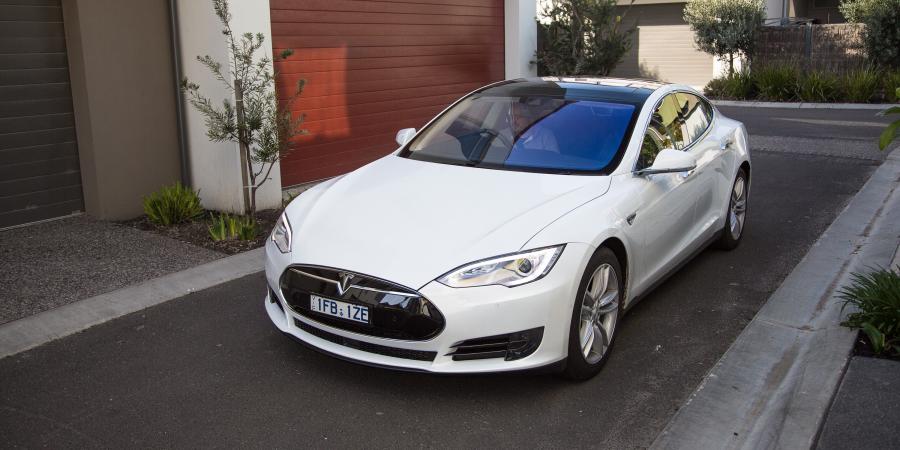  Tesla Model S 70 2016 года  (AU) (фото 10 из 15)